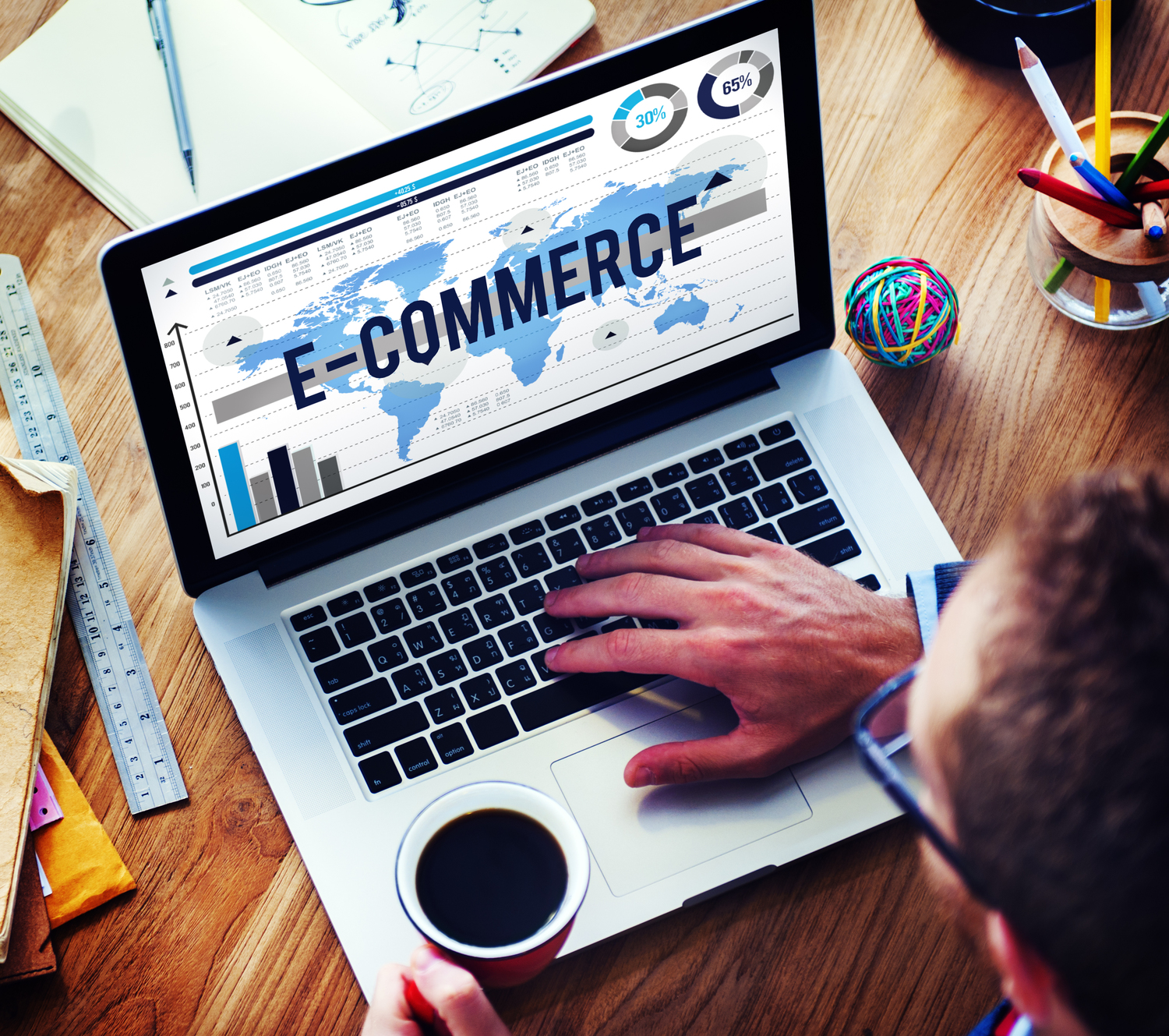 The Benefits of E-commerce Software for Small Businesses