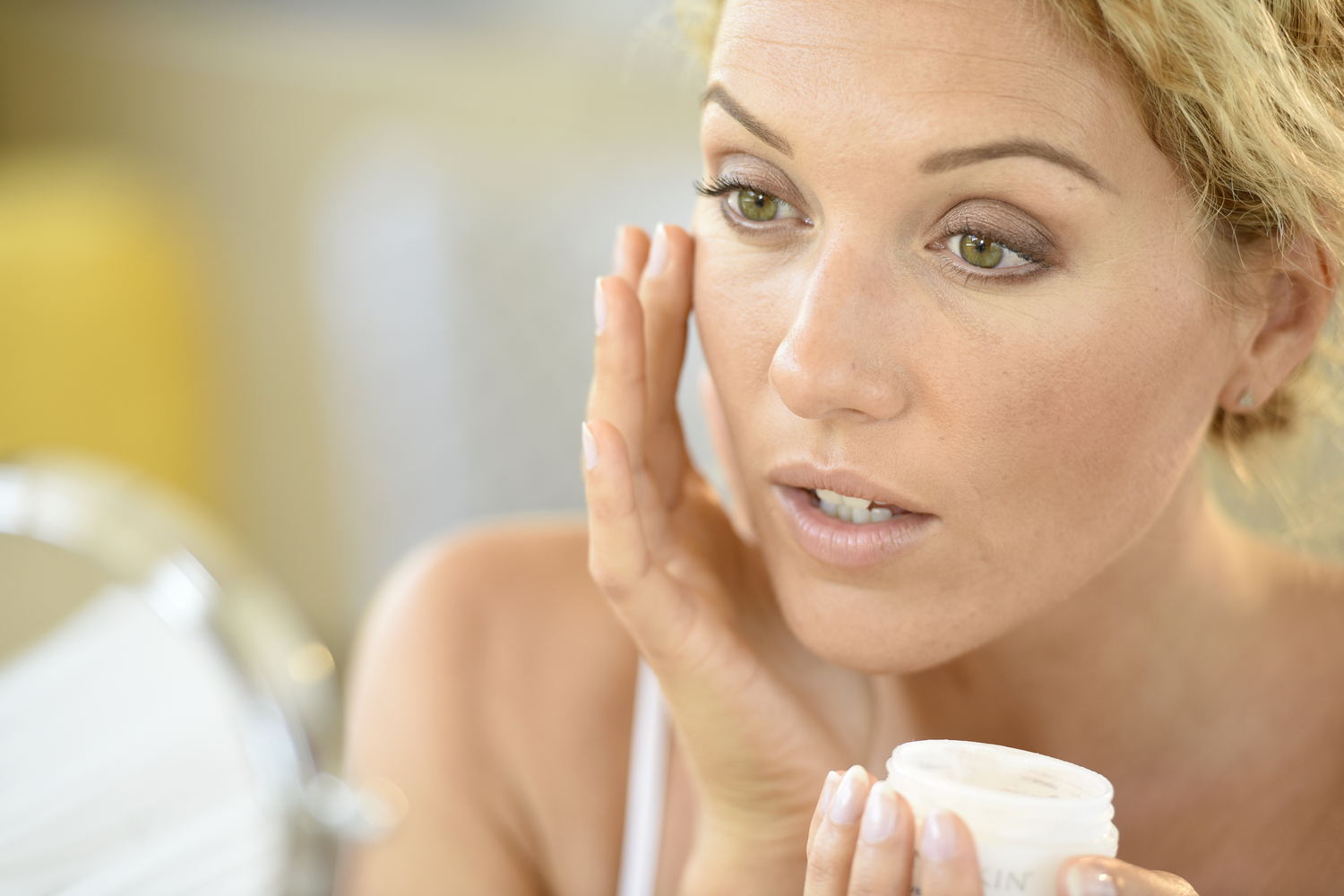 Makeup Tips for Aging Skin