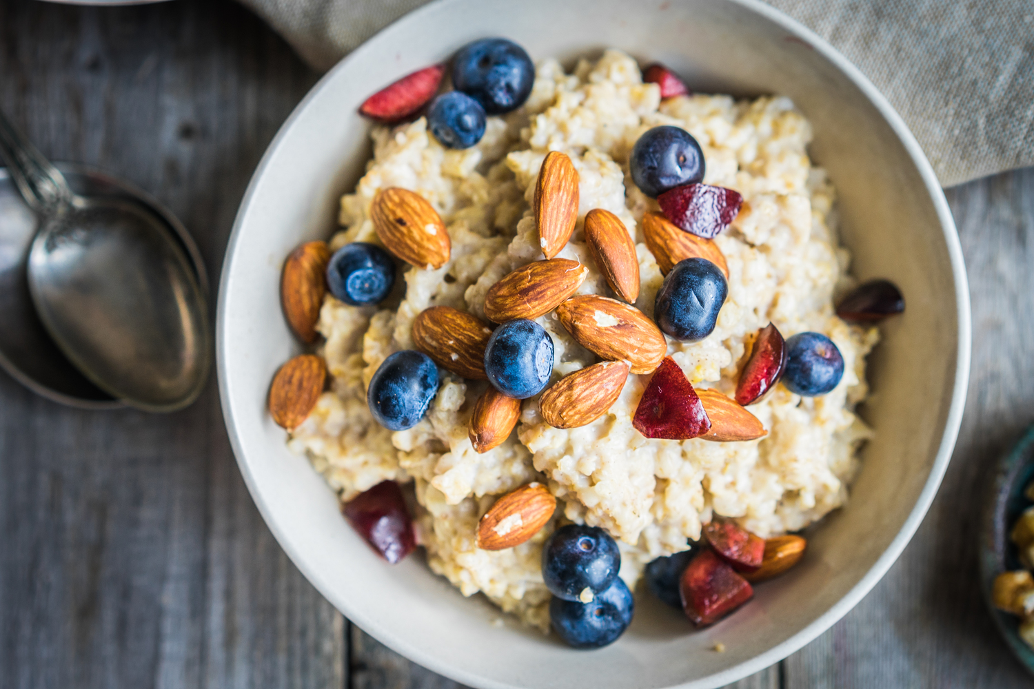 5 Foods that Aid Sleep